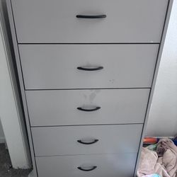 Light Grey Dresser With 5 drawers 