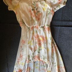 Like new ladies floral dress