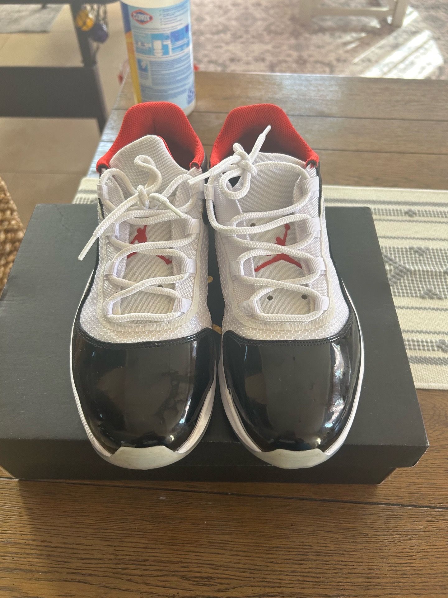 Air Jordan CMFT Lows Men’s Size 11.5