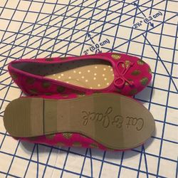 Girl Cat And Jack Poke Dot Shoes Size 13