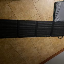 4 110w Eco flow Folding Solar Panels 