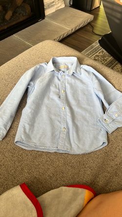 Shirt size 6 great condition