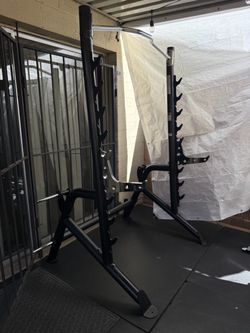 Squat rack