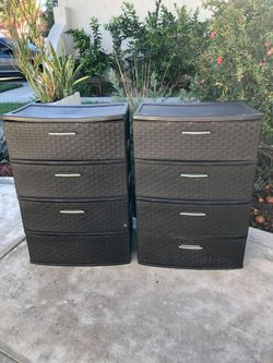 Set of 2 Plastic 4-Drawer Storage Units