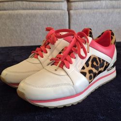 Women's Tennis Shoes Size 8 Pink