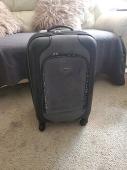 Samsonite Carry On Luggage