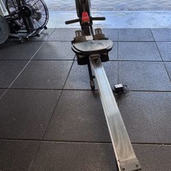 SOLE SR500 Rower – $300