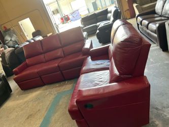 Leather sectional 🦖