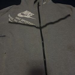Nike Tech
