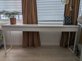 White Desk