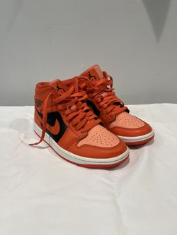 Nike Air Jordan 1 Mid Coral Chalk (Size 6.5)