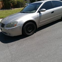 2005 Nissan Altima 