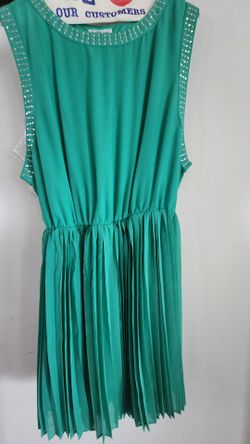 Pre-owned Women's Charlotte Russe sz Large Sleeveless Dress