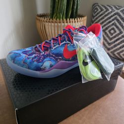 KOBE VIII  "WHAT THE" SIZE 11.5