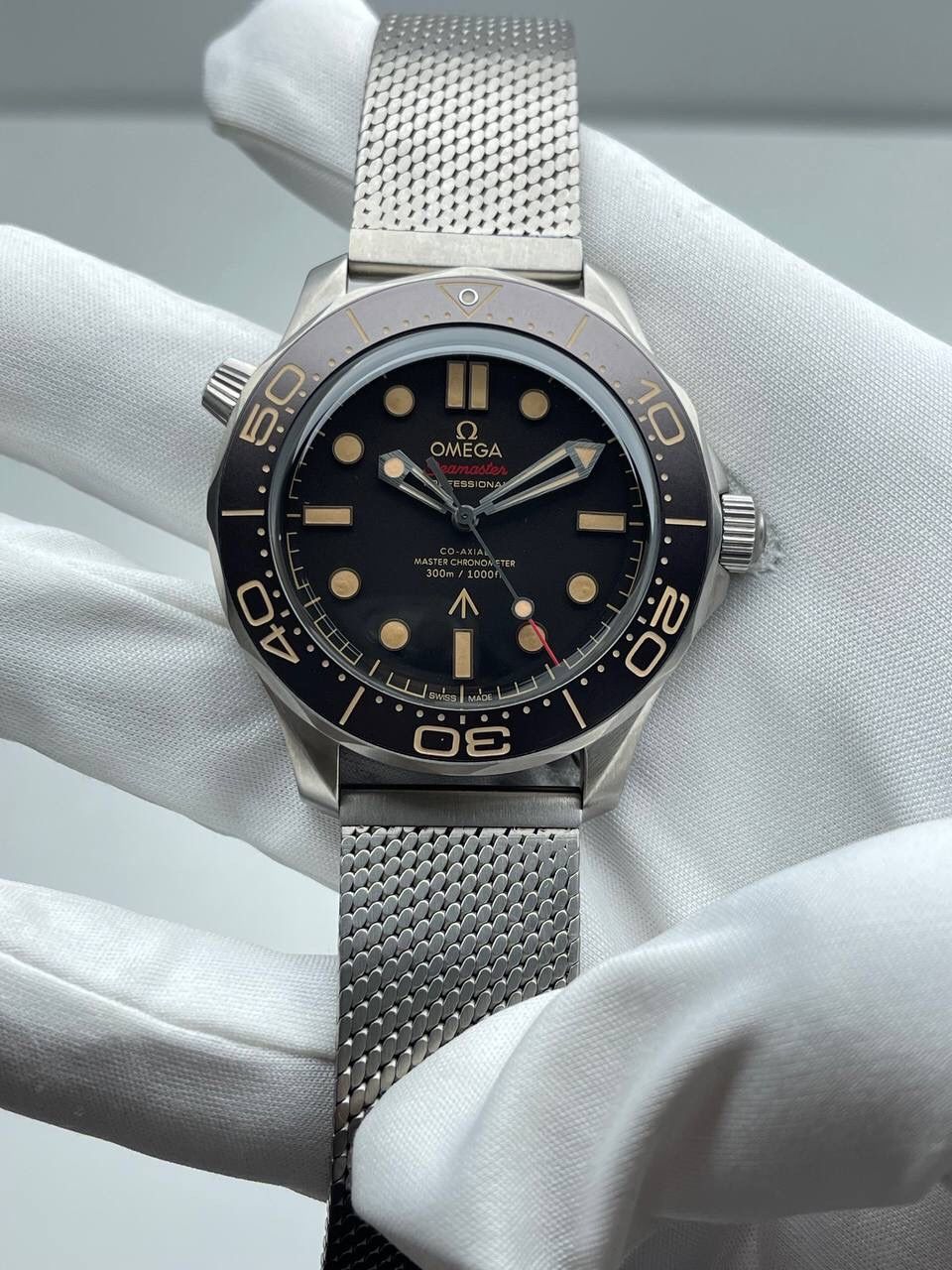 OMEGA Seamaster Diver 300M 007 Edition Watch