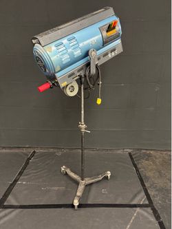 Vintage Times Square Stage Lighting Co. No. 900 “Follow-Rite” Follow Spotlight