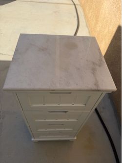 White 4-Drawer Chest with Marble Top