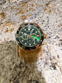 Invicta Pro Diver 21925 Gold/Green Chronograph Watch 48mm - Great Condition - Needs Battery