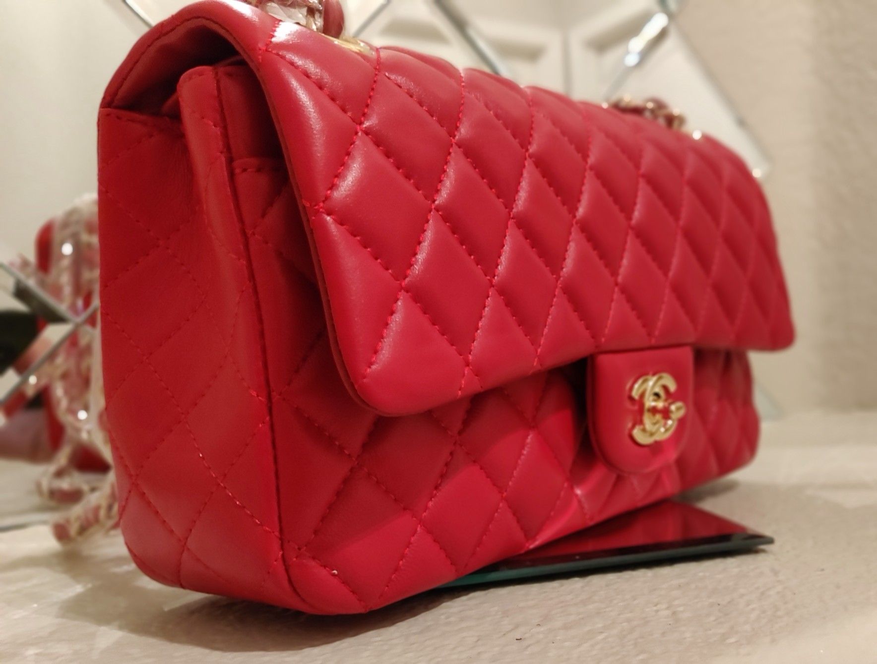 CHANEL QUILTED DOUBLE FLAP BAG
