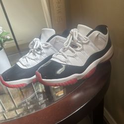 Jordan 11 Low Concord