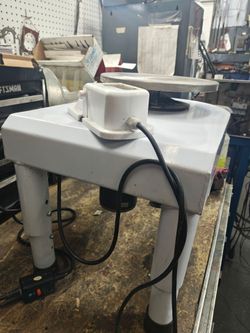 Electric pottery wheel