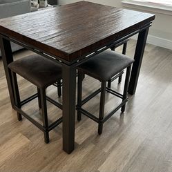 Dining Table With 4 Stools 