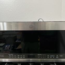 GE Profile Microwave 