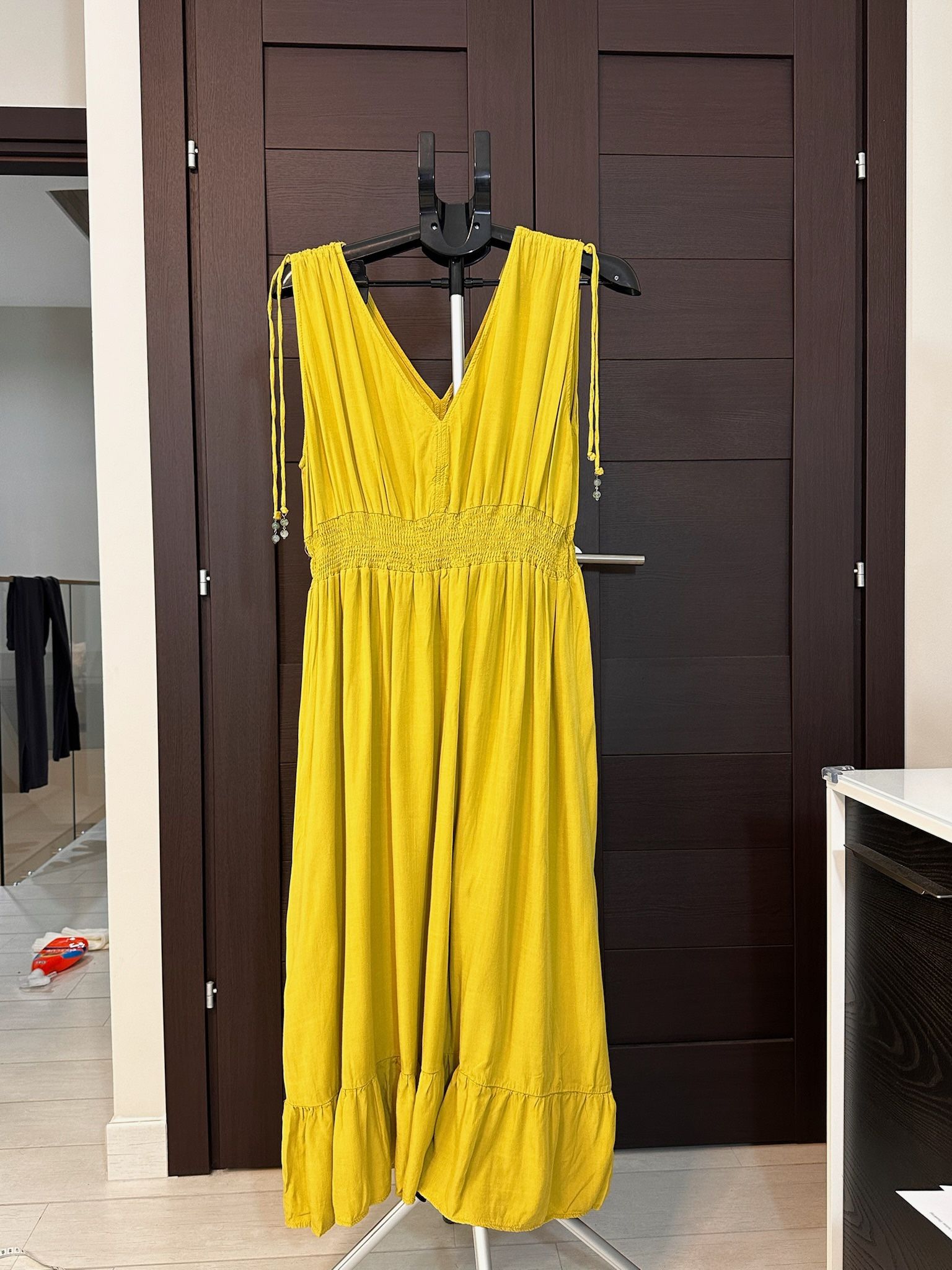 JM Collection Yellow Sleeveless Dress