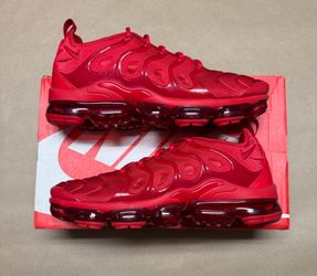 Nike Air Vapormax Plus Triple Red Men’s size 13 running shoes Rare!
