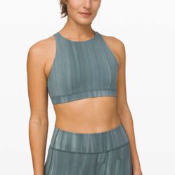 NWOT Lululemon Energy Bra *High Neck- Size 8