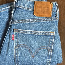 Levi’s Jeans Straight Leg Ankle Size 27