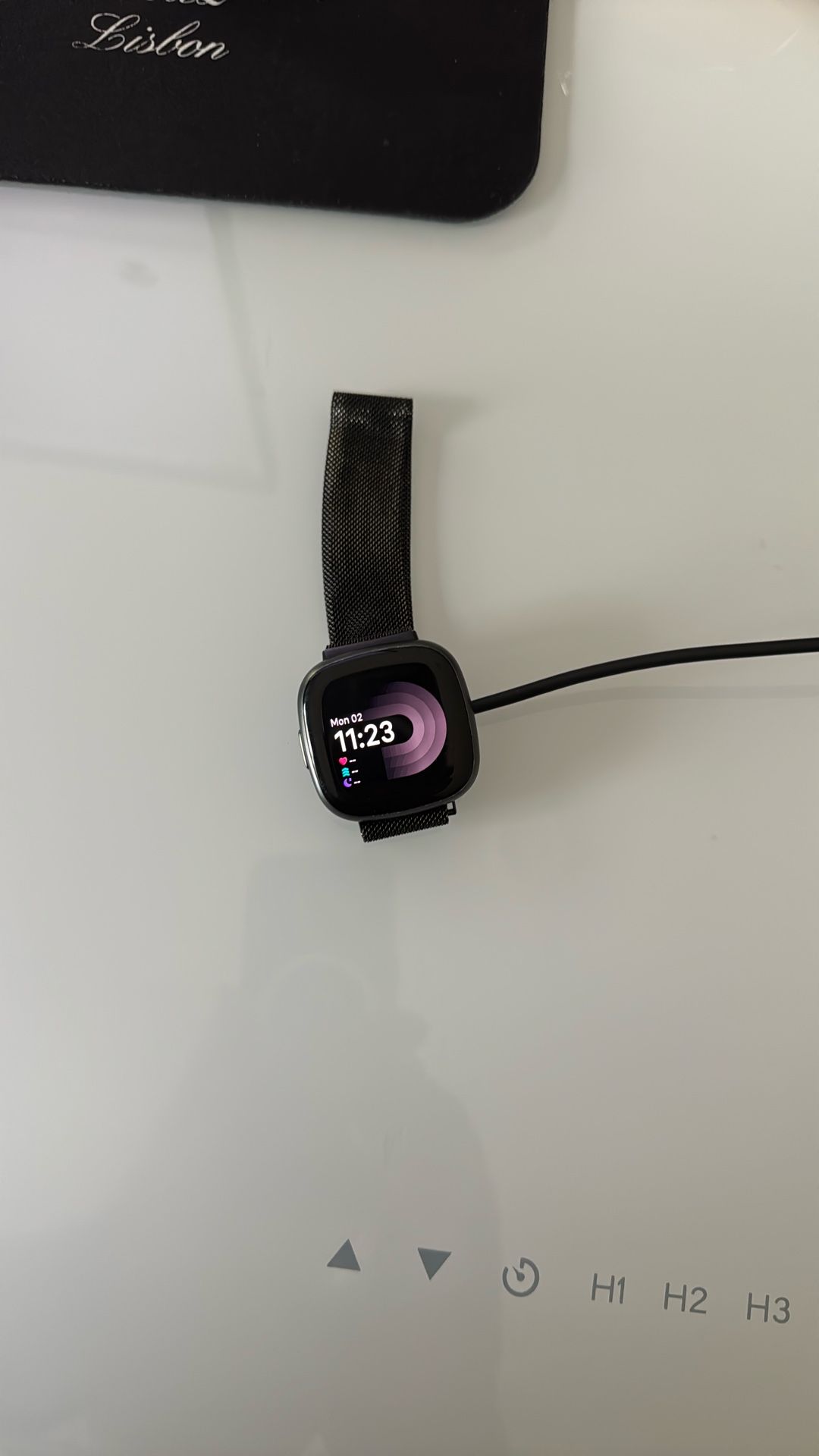 Fitbit Versa 4