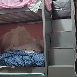 Twin bed With Drawers 