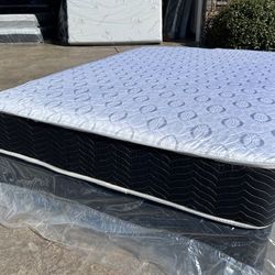 Queen Orthopedic Deluxe Collection Mattress!!