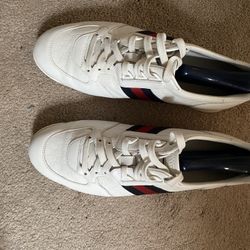 GUCCI SNEAKERS 