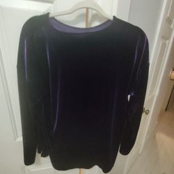 J.Jill Valour Top (M) Purple tough to see the Color deep purple 