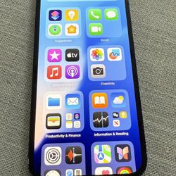iPhone 12 - 64GB. 