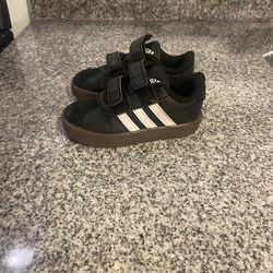 Unisex adidas toddler size 6t