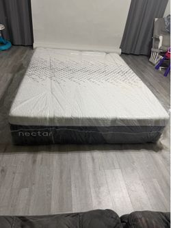 Queen Nectar Luxe Hybrid Mattress