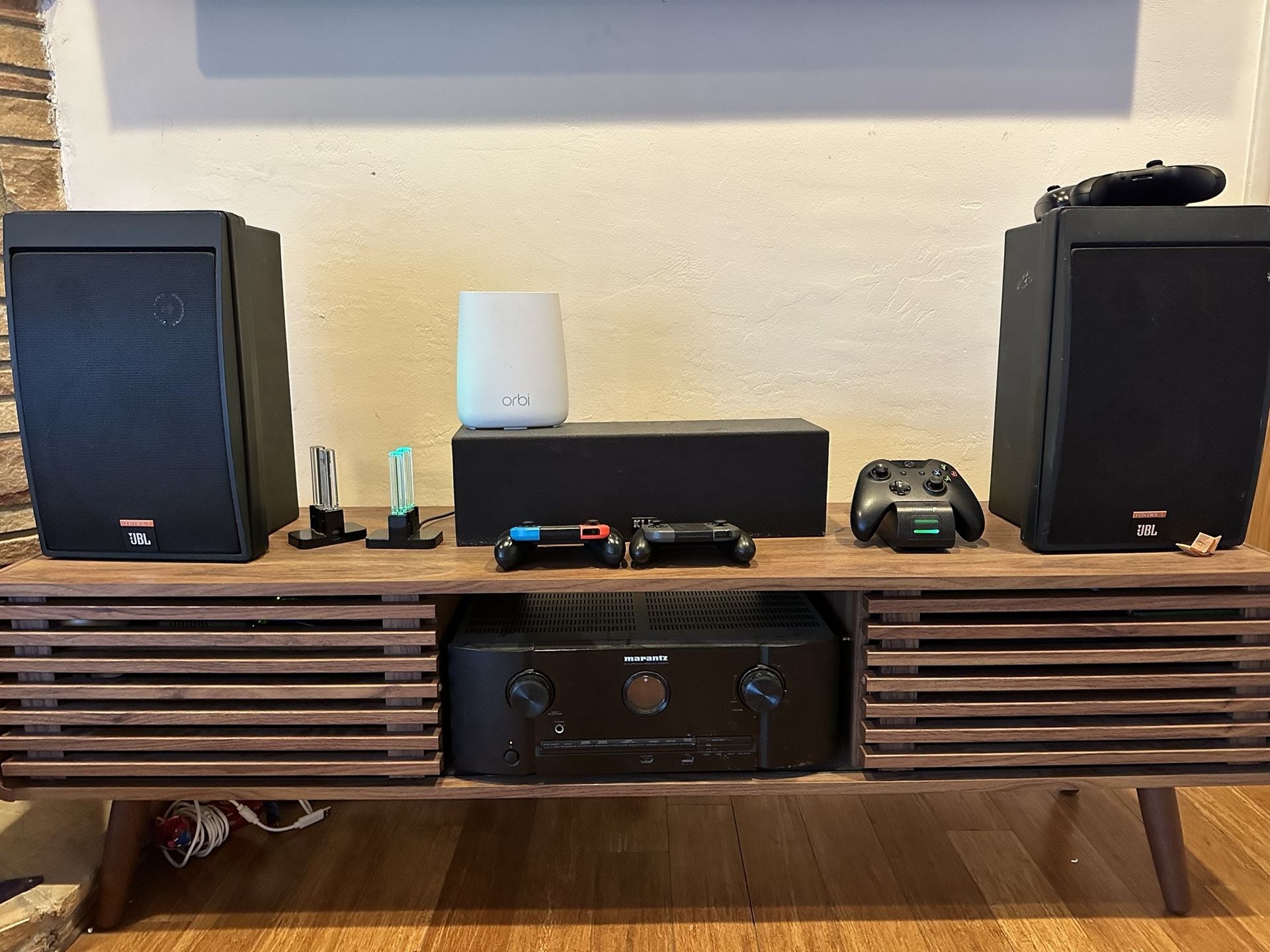 5.1 Home Theater System (Supports 4K, AirPlay, Bluetooth, WiFi)