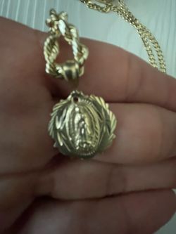 14k Virgin Mary Pendant