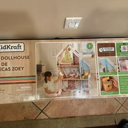 KidKraft Zoey Dollhouse 