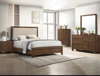 4- Pc Bedroom set Dresser,Mirror  Nightstand (1) Queen size bed frame  Not including Mattress and Box Sp