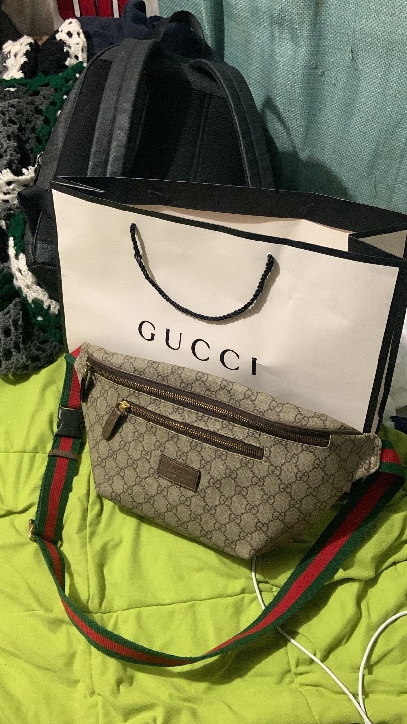 Gucci cross body bag (courrier beige)