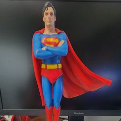 Superman The Movie Christopher Reeve 1/10 scale statue by Iron Studios