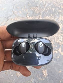 Earbuds