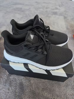 Tenis Adidas para mujer 7.5 nuevos