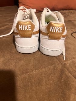 Nike woman’s Air Force