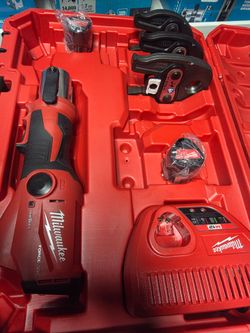 MILWUAKEE M12 CORDLES PROPRESS KIT NEW