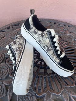 Bobs for Dogs Size 6.5